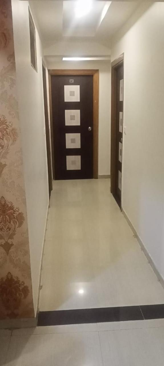 Hotel Anjali Palace Ahmedabad Exteriör bild