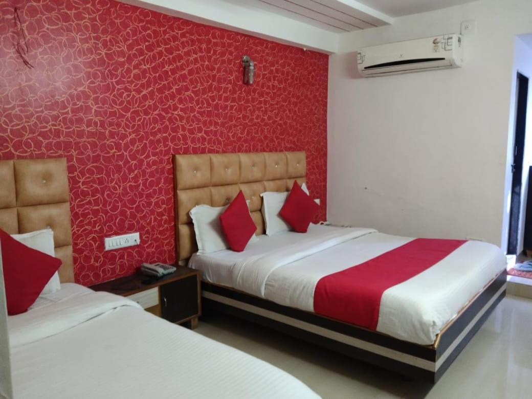 Hotel Anjali Palace Ahmedabad Exteriör bild