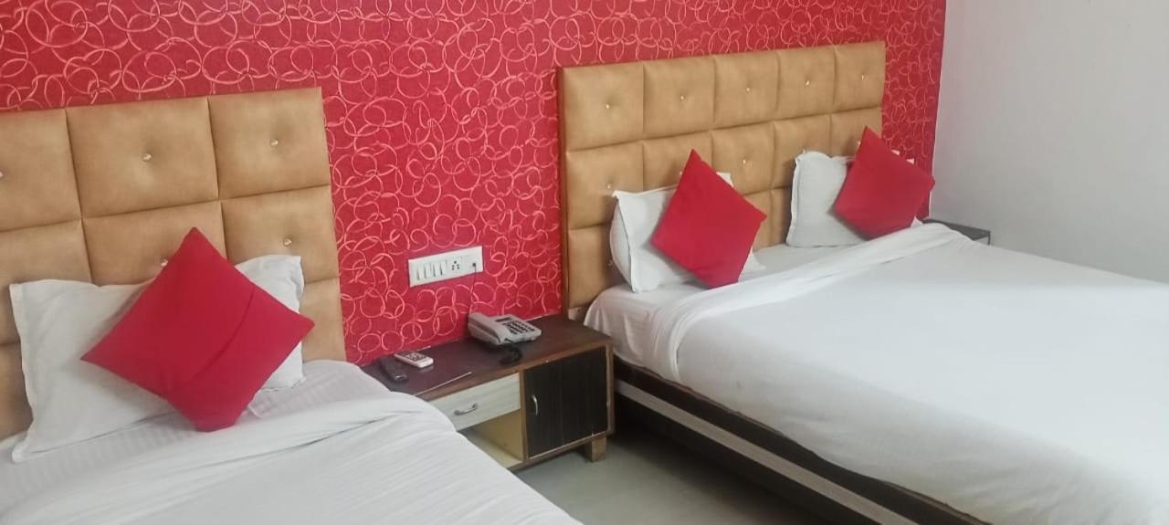 Hotel Anjali Palace Ahmedabad Exteriör bild